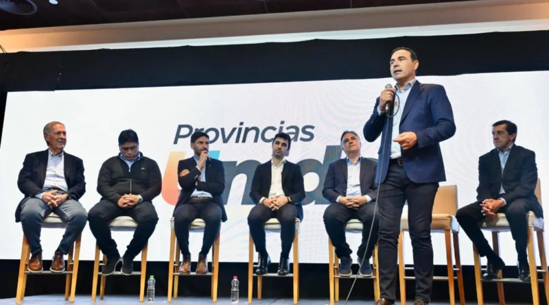 Valdés hizo un fuerte llamado a mejorar la Argentina con más federalismo