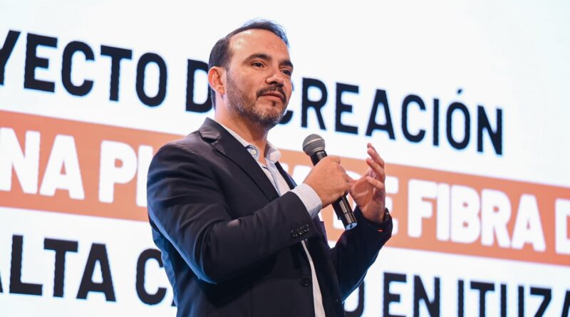 Valdés presentó ante cámaras empresariales el proyecto de la planta de fibra de pino de alta calidad